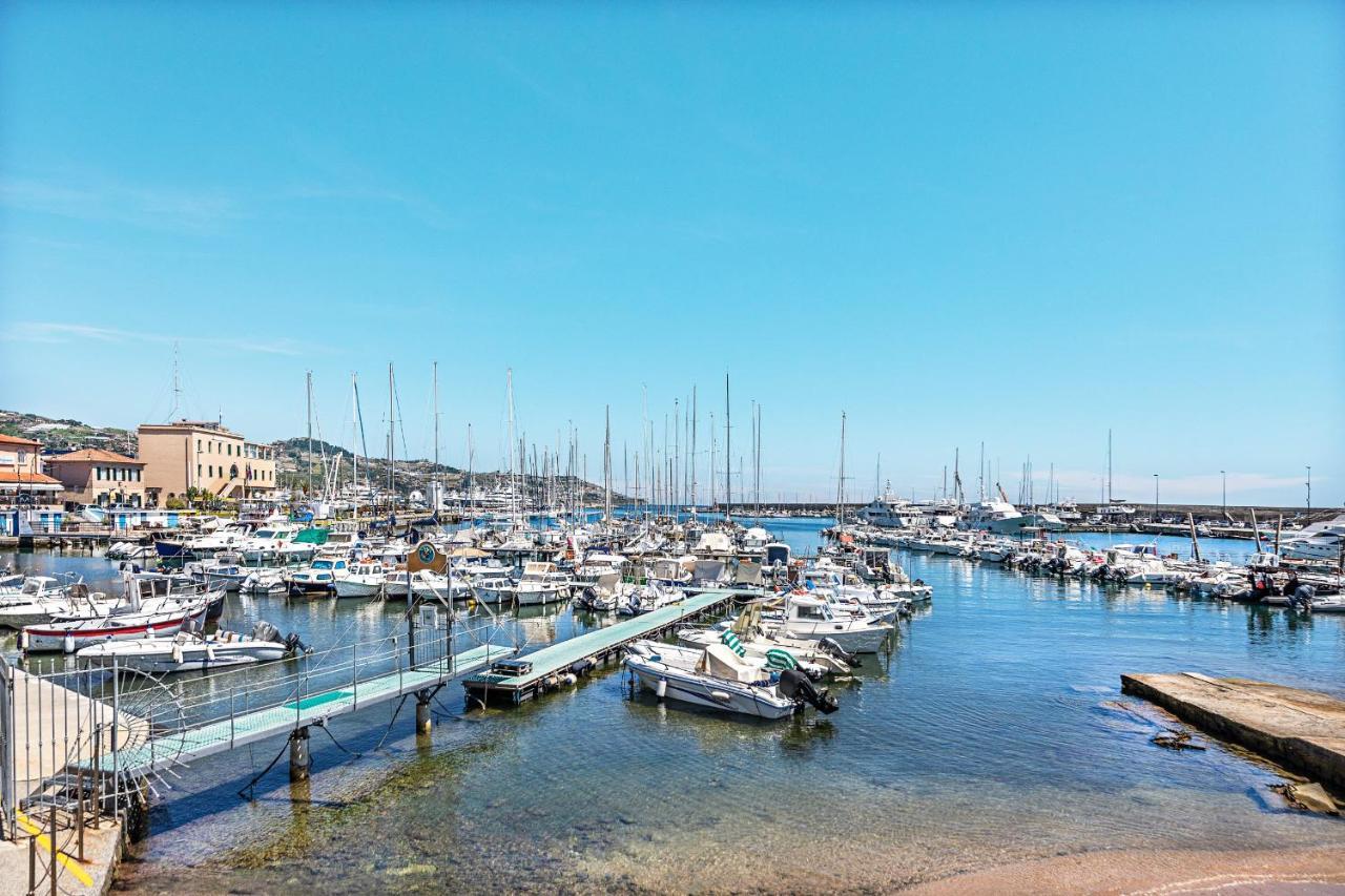 Appartamento Gaudio Flat Near Ariston Theater By Wonderful Italy Sanremo Esterno foto