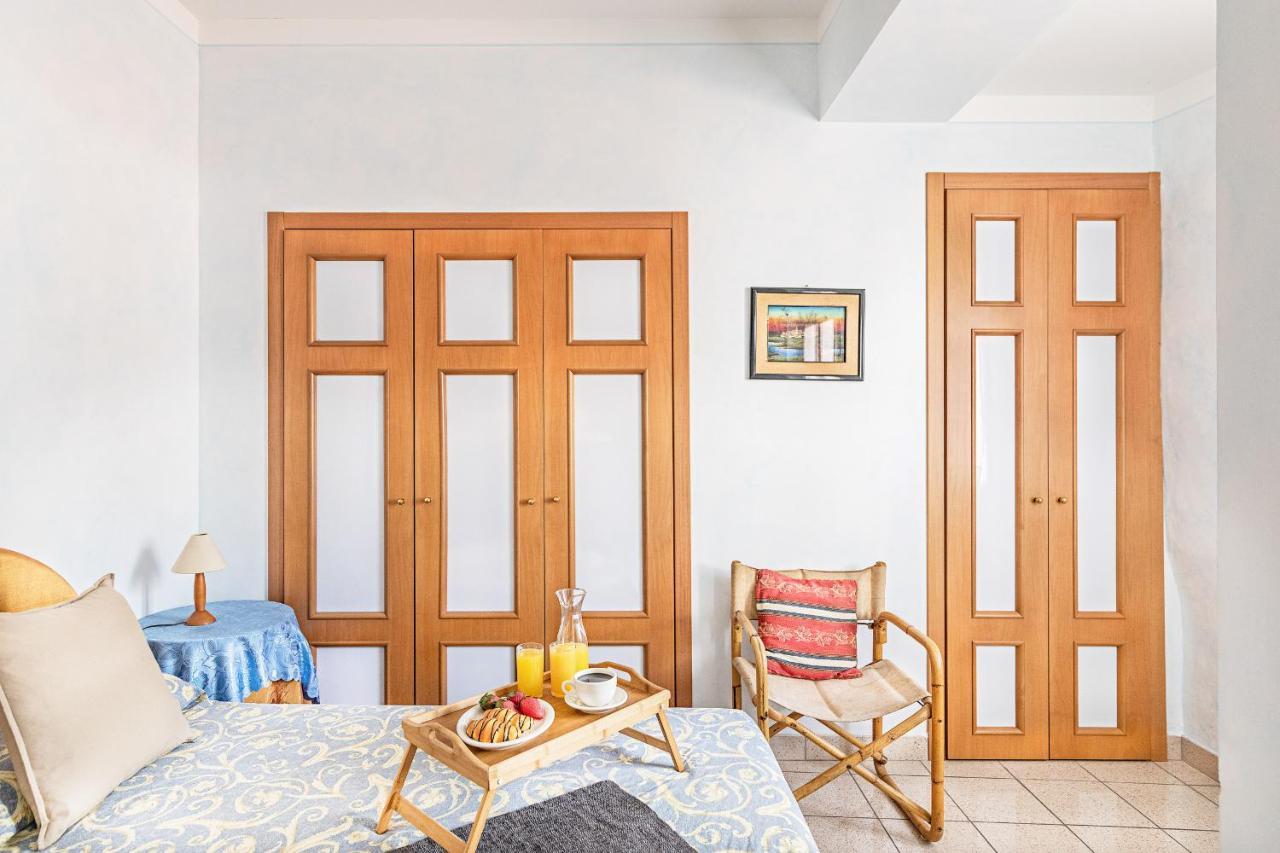 Appartamento Gaudio Flat Near Ariston Theater By Wonderful Italy Sanremo Esterno foto