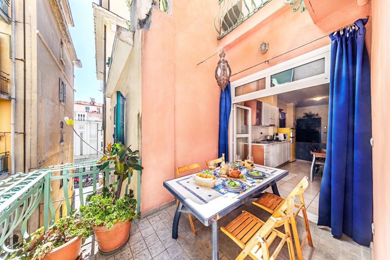 Appartamento Gaudio Flat Near Ariston Theater By Wonderful Italy Sanremo Esterno foto